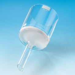 Piltuves ar porainu stikla filtru