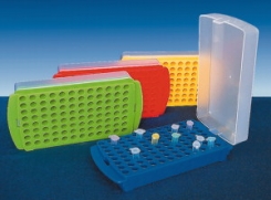 Statīvs mikrocentrifūgas mēģenēm, PP,divpusējs