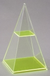 Četrstūraina piramīda ar horizontālo iedaļu, augstums 200 mm