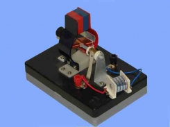 Elektrodzinēja modelis